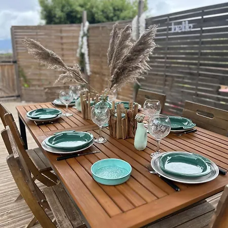 Prázdninový dům Charming House With Terrace And Pool *