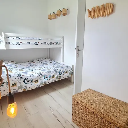 Charming House With Terrace And Pool Semesterbostad *